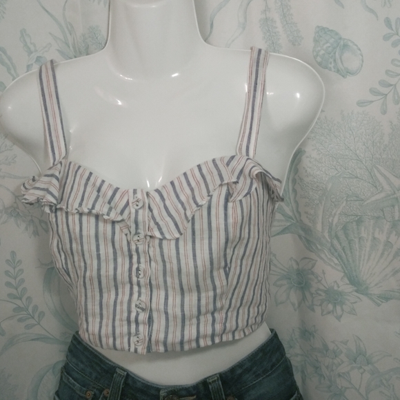 🥤Crop Top🥤 - Picture 3 of 4